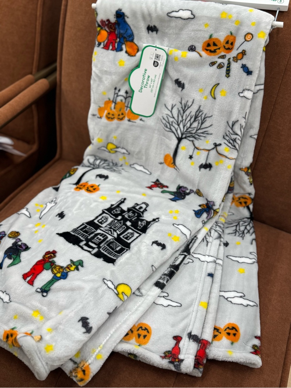 Sesame Street Halloween Throw Blanket - Gray, Orange, Yellow, Black